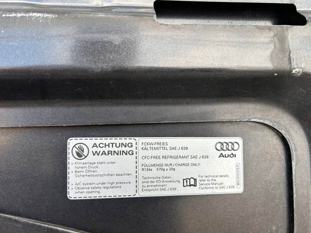 Купити Капот audi a4 b8 сталевий дорестайлінг  poznań