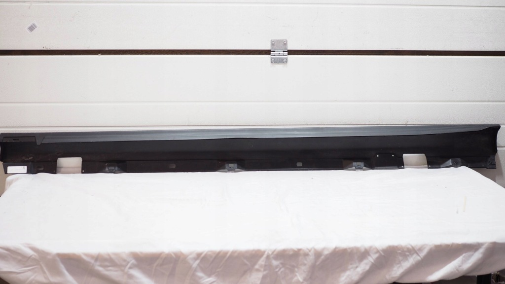 фото №6, Порог правый молдинг порог правая mercedes a-klasa a177 w177