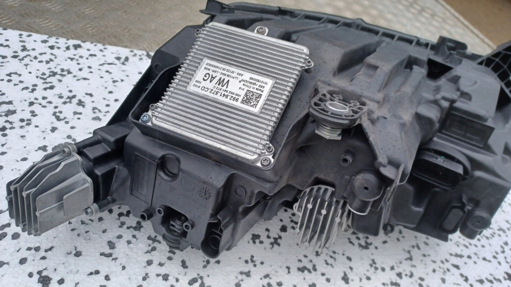 Фара правая  перед skoda octavia iv 4 full led 19- с Разборки
