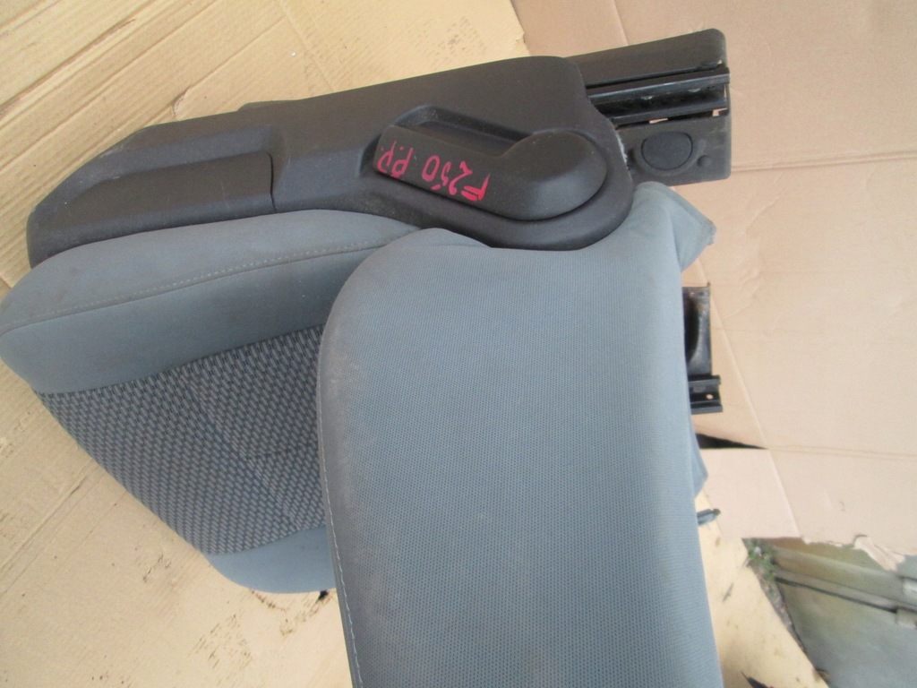 фото №15, Ford f-250 11- сидіння лівий середній сидіння перед передні 2011-