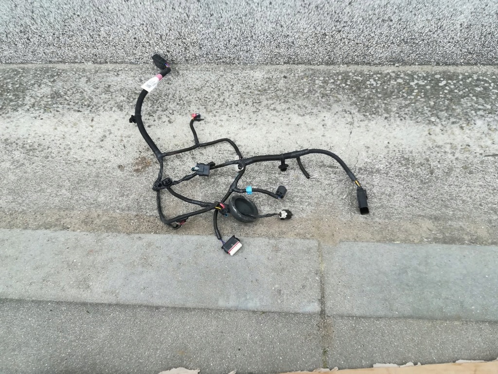 фото №1, Tesla 3 джгут електропроводка багажника поперечина перед org