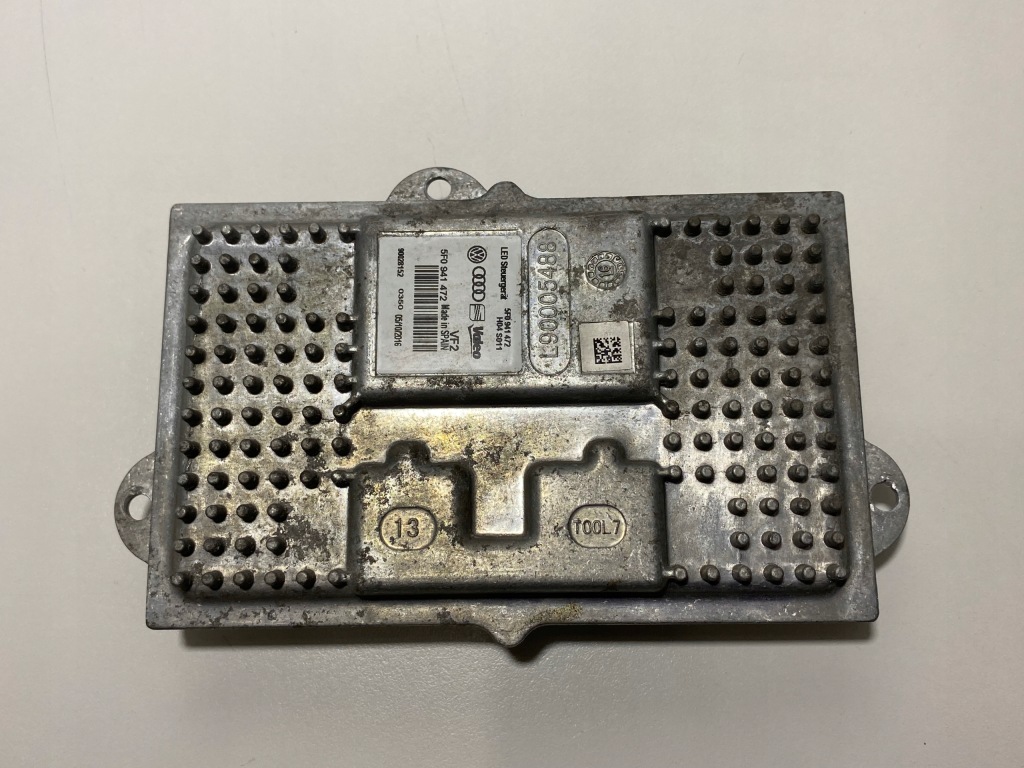 Купить Оригинальная преобразователь модуль led seat 5f0941472