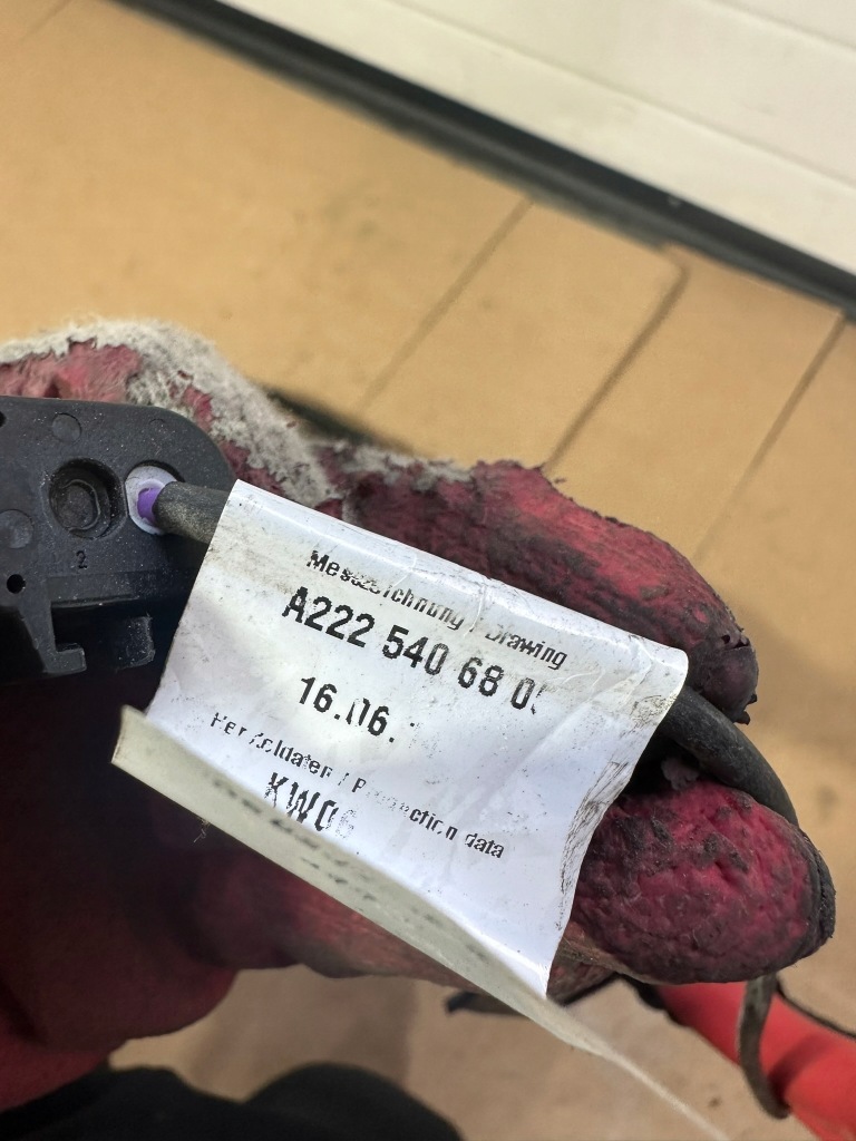 Шланг генератора, электропроводка генератора, кабель mercedes s klasa w222 Цена