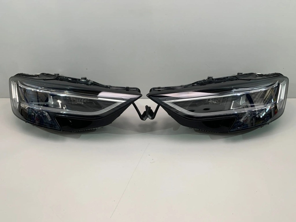 Купити Audi a8 d5 рестайлінг  ліхтарі  перед full led ідеальне комплект uk