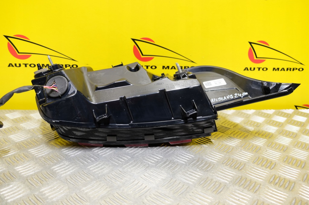 Ford mustang s650 2023 2024- фара задний  правый  led задняя америка в Украине