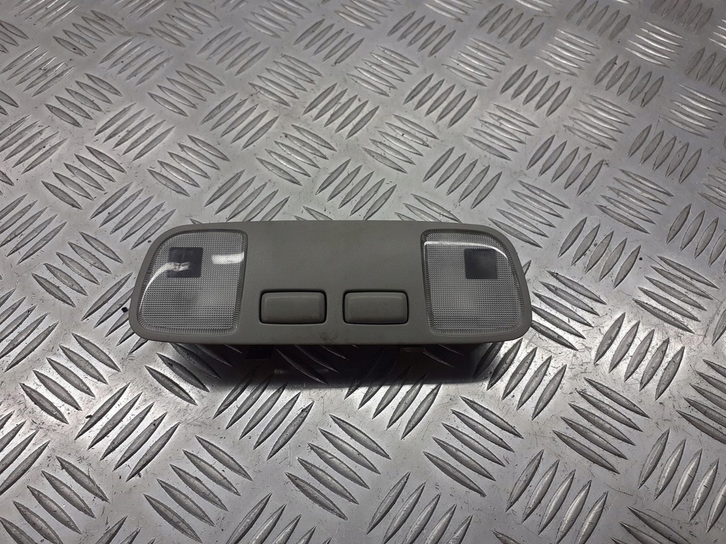 фото №1, Освещение кабины задняя toyota avensis verso