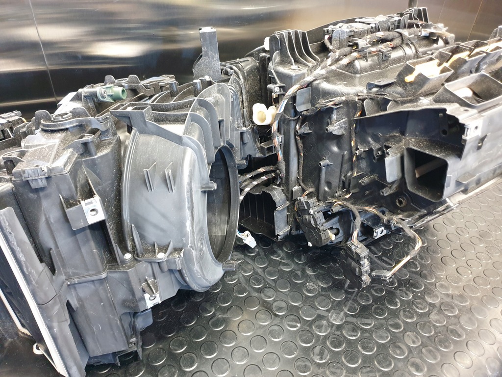 фото №8, Volvo s60 iii s90 v60 v90 xc60 ii xc90 отопитель