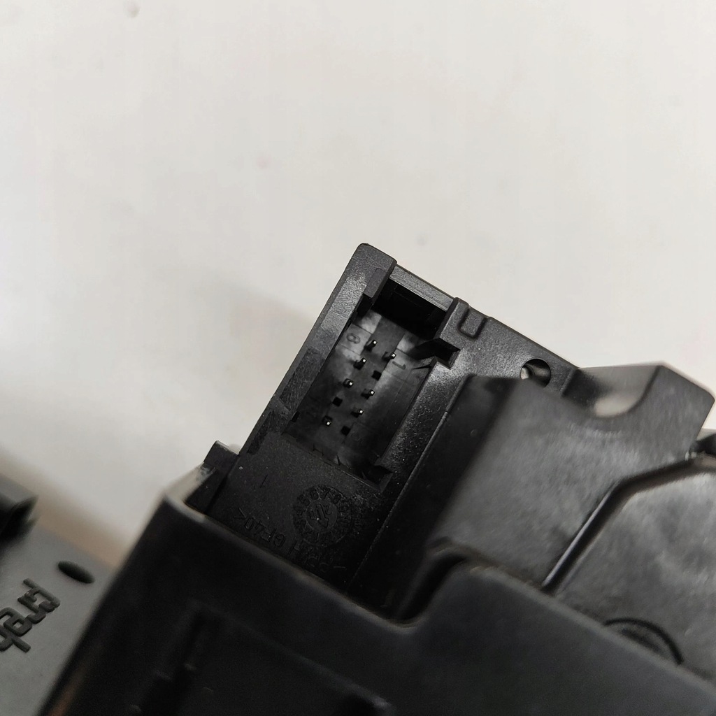 фото №9, Audi rs3 8y 2022 домкрат переключения передач / верхний