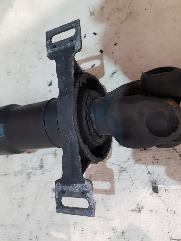 Wał привідний bmw e39 eur рестайлінг  2.5 бензин механічна коробка передач Доставка