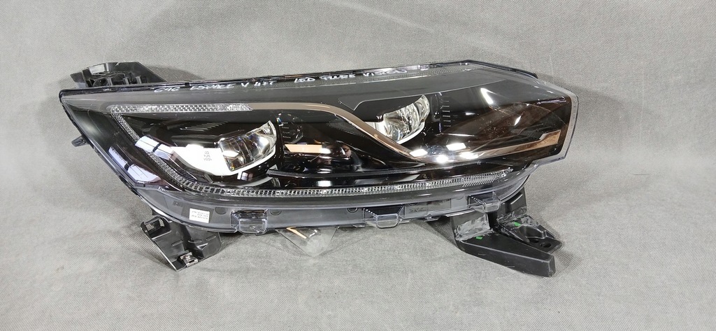 фото №2, Renault ecpace v лампа перед права pure led vision led oryg