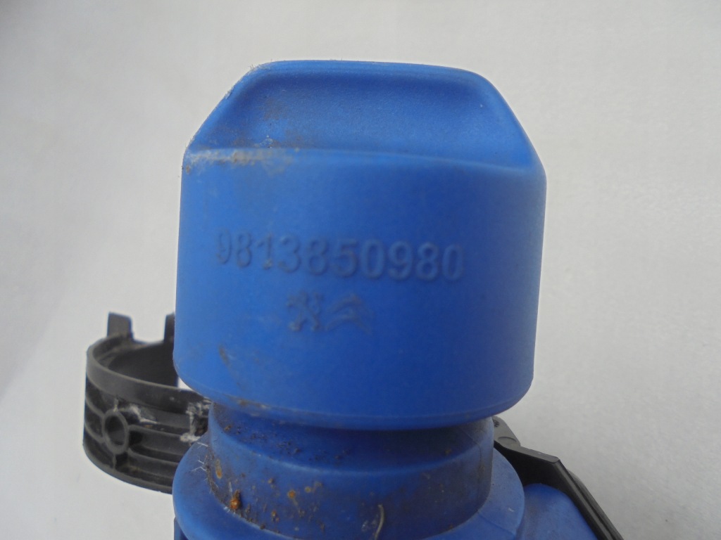 Труба заливна горловина шланг бака adblue citroen peugeot 1.5 blue hdi 9821424880 Зі Шроту