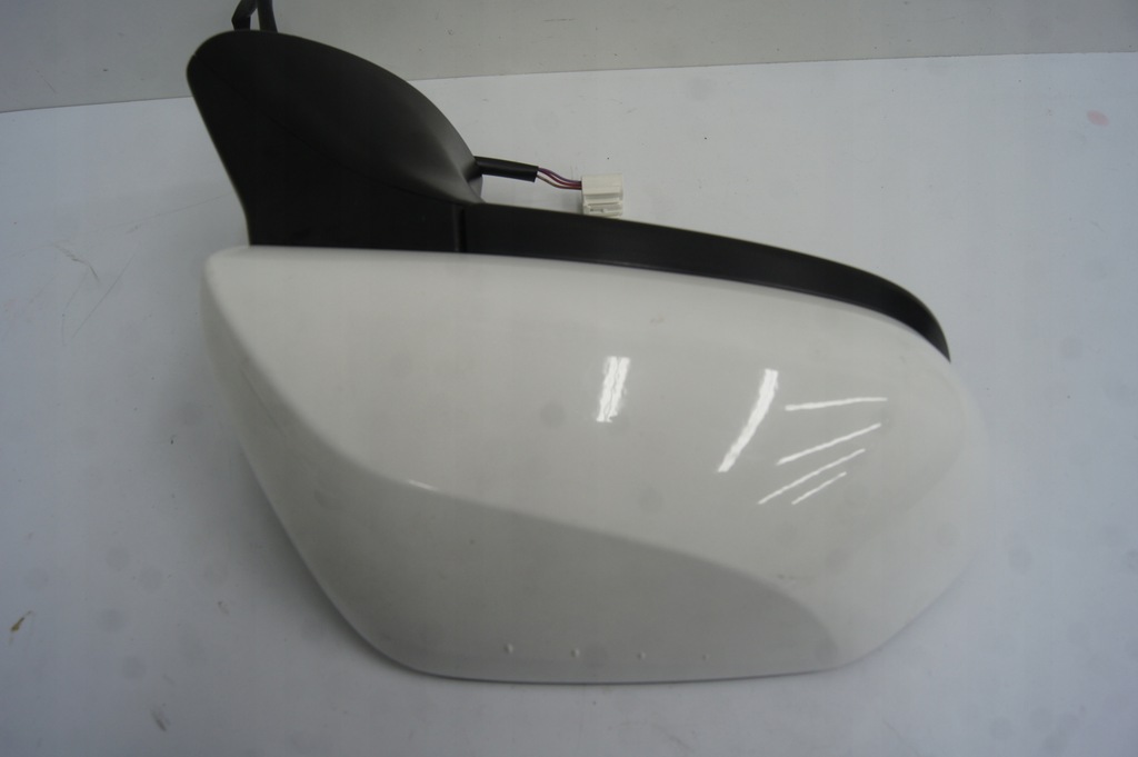 фото №8, Toyota camry viii sedan usa дзеркало праве 3 pin 040