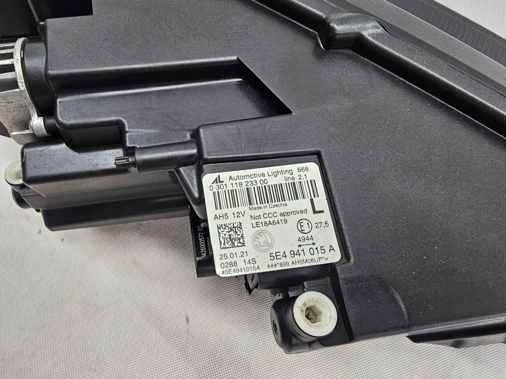 Skoda octavia iv 4 фара перед передняя левая full led демонтаж 5e4941015a Киев