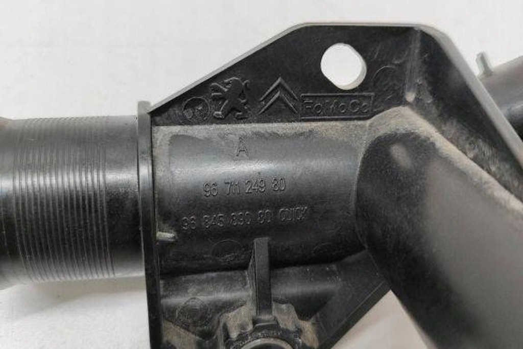 фото №7, Труба охолодження peugeot 208 9684589080 1.6l дизель 68kw 2013