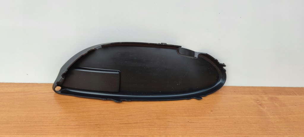 фото №1, Mercedes s-klasa w222 правая заглушка решётка перед