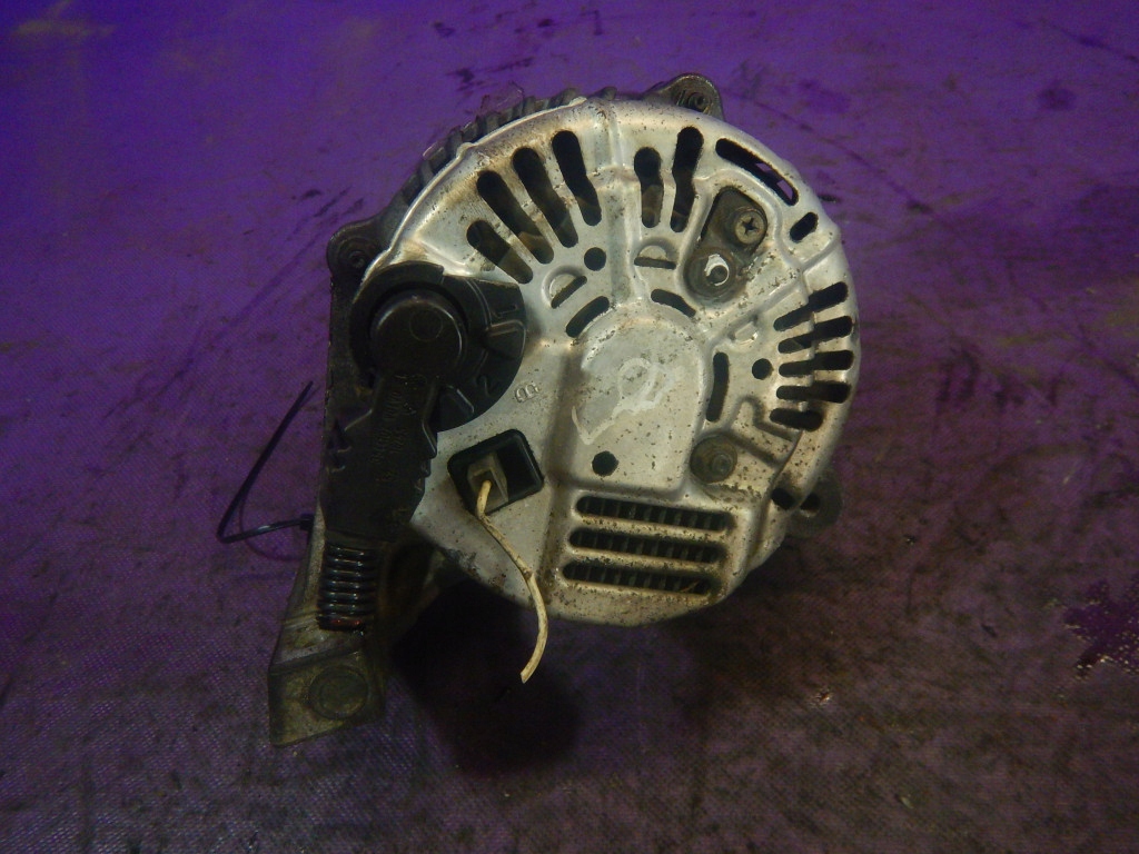 Volvo v40 1 00-02 2.0 163km генератор 9472908 tn1022110500 в Украине