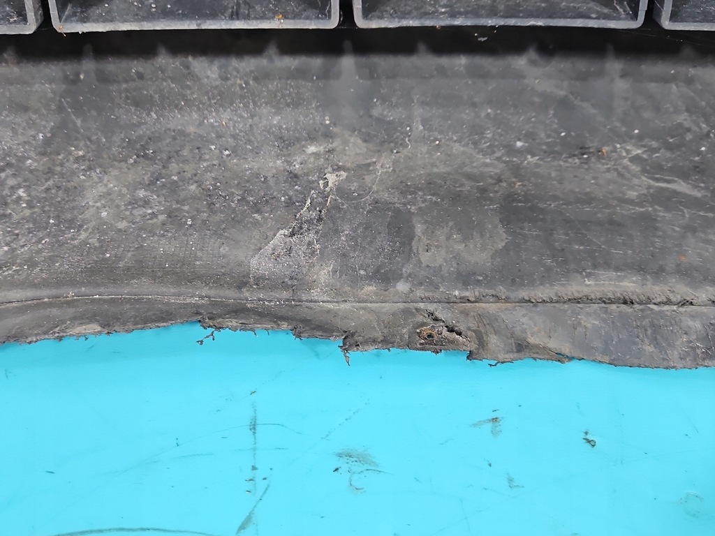 фото №15, Бампер перед vw polo iv 9n 01-05 серебристый la7w