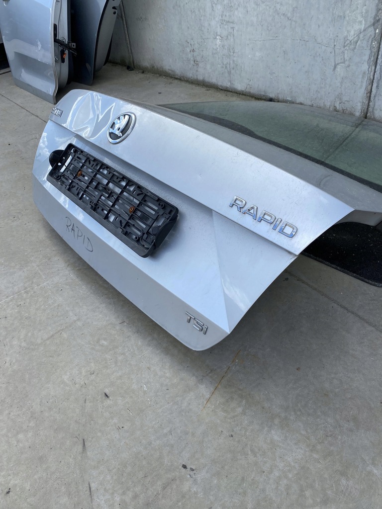 фото №7, Skoda rapid i liftback кришка багажника багажника комплектна