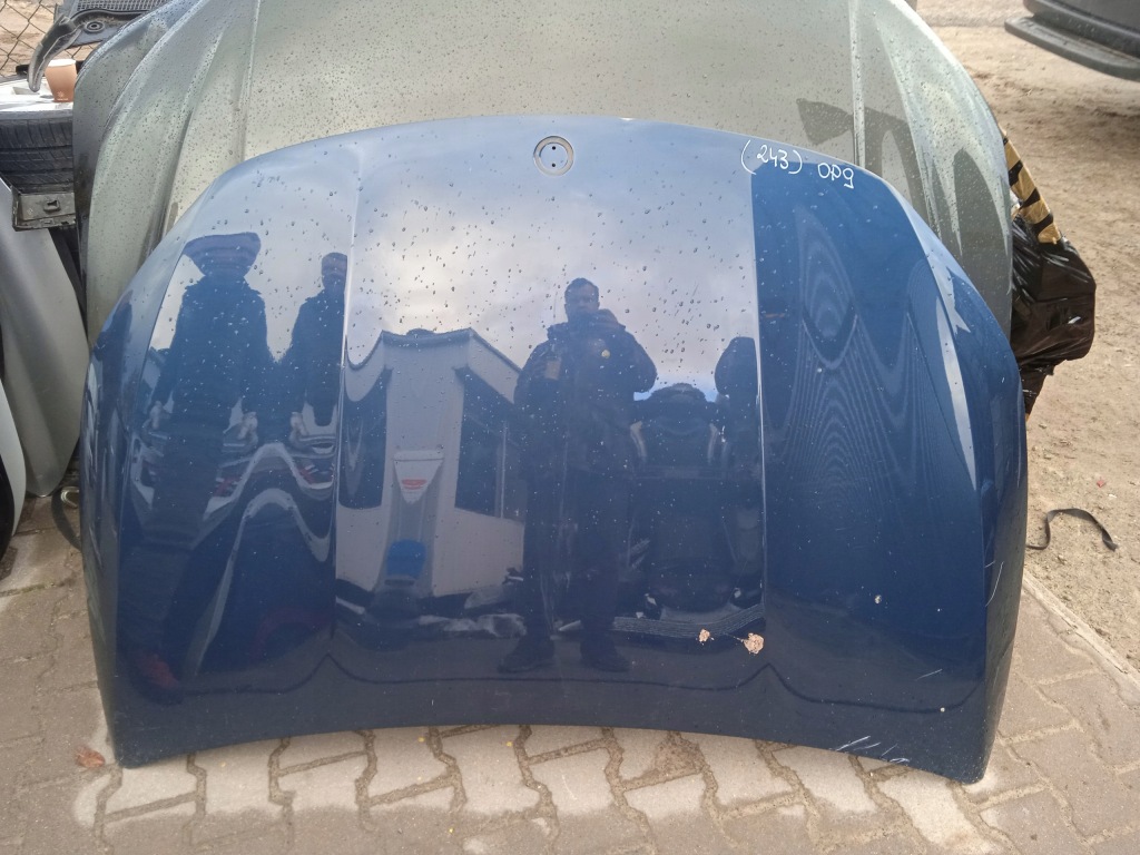 Купить Mercedes w243 капот