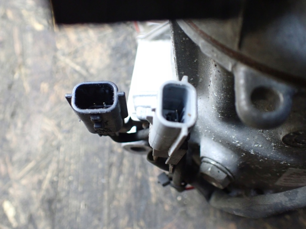 фото №8, Компресор кондиціонера renault clio v 1,0 tce 2021r 926008955r 8550