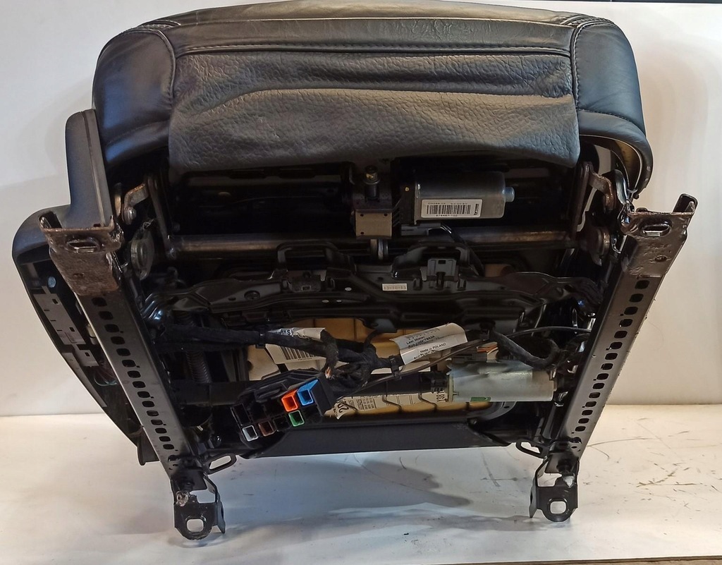 фото №16, Volvo v70 xc70 ii сиденья заднее сиденье 2010