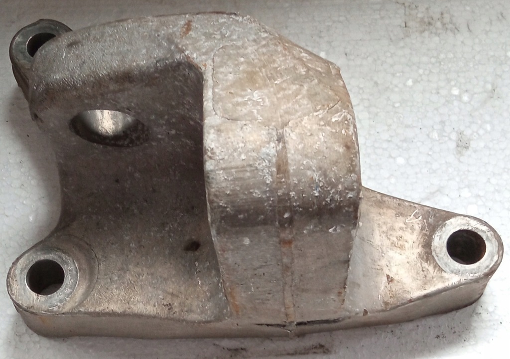 фото №1, Кронштейн двигуна volvo fh fm renault dxi