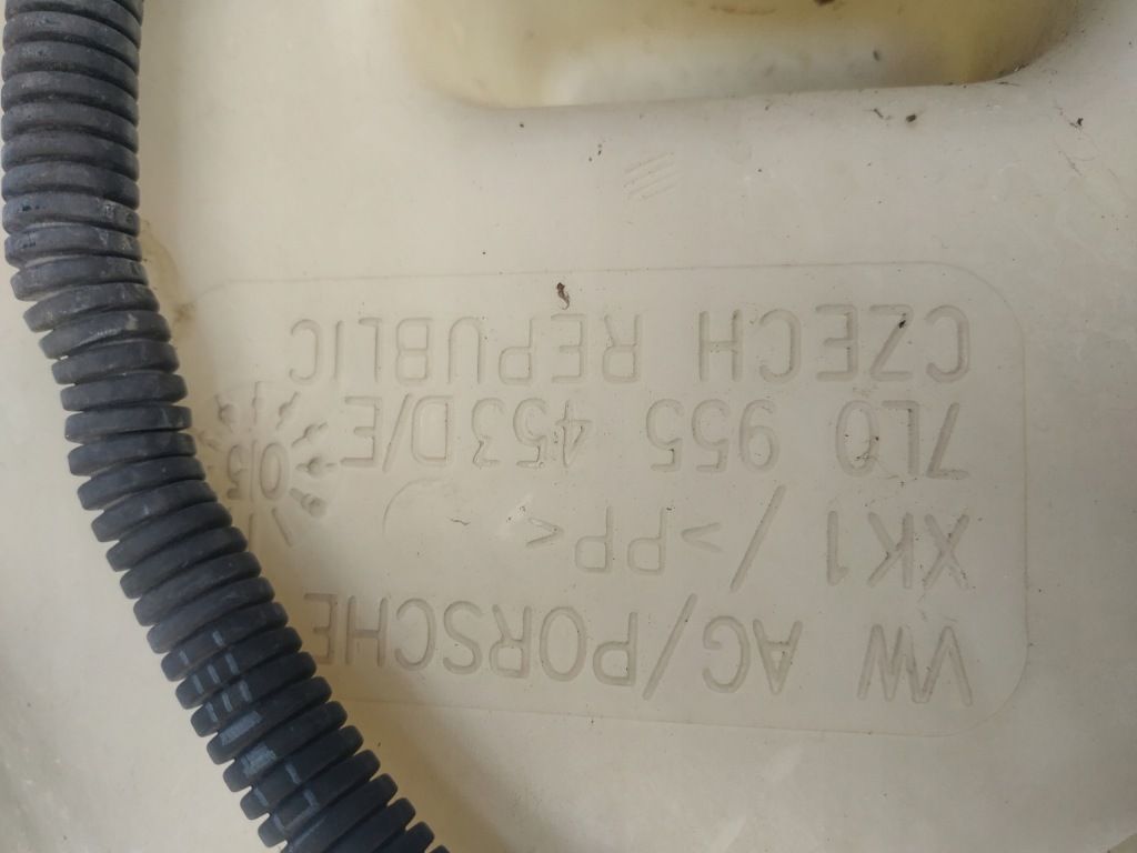 фото №5, Vw touareg i 1 бачок жидкость омывателя