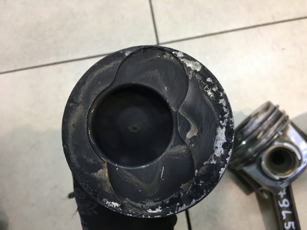 Поршень шатун passat b5 fl 1.9 tdi 79l59 Ціна