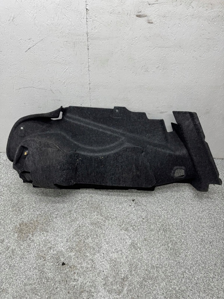 фото №5, Обшивка оббивка багажника правий задня volvo s90 ii 2017-2021 31684195