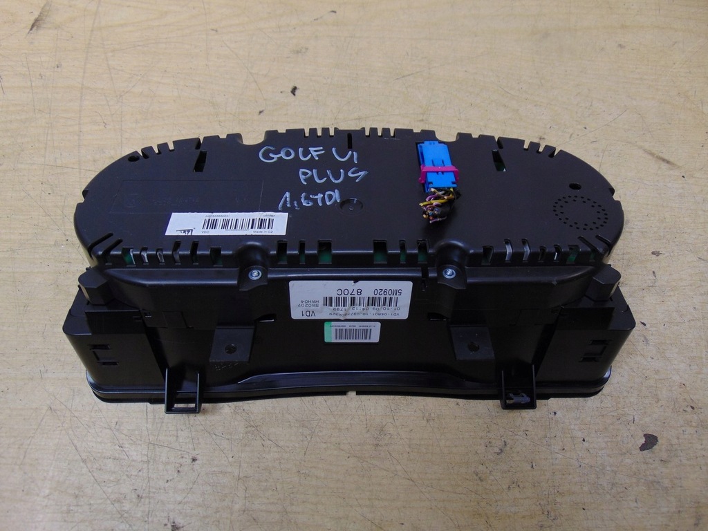 фото №10, Счетчик приборная панель vw golf vi plus 1.6 tdi 5m0920870c europa