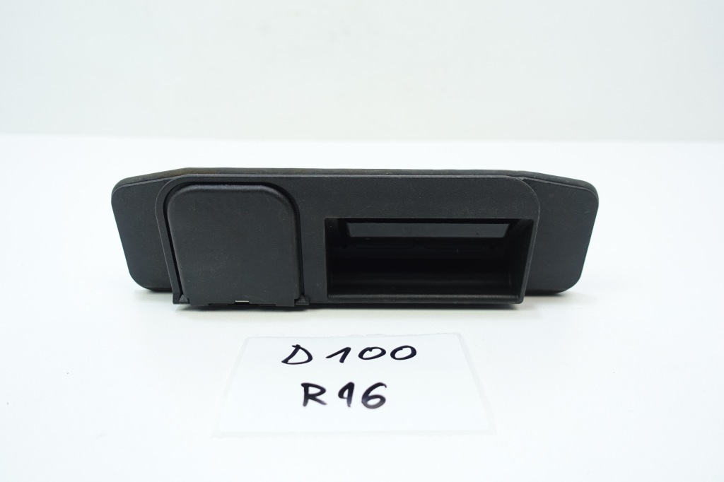 фото №1, Камера микровыключатель крышки багажника mercedes w213