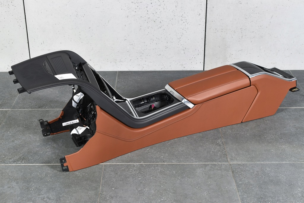 фото №8, Bmw 8 g16 сиденья салон заднее сиденье середина сиденье individual tartufo alpina b8