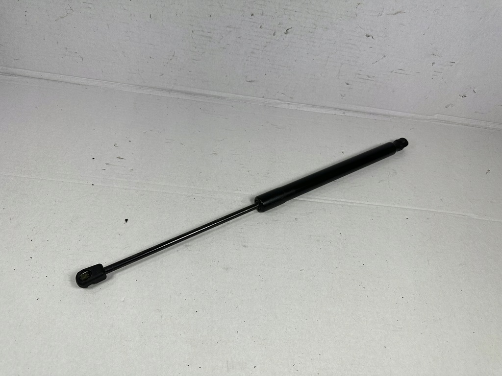 фото №1, Q5 8r амортизатор привод крышки 8r0827552b