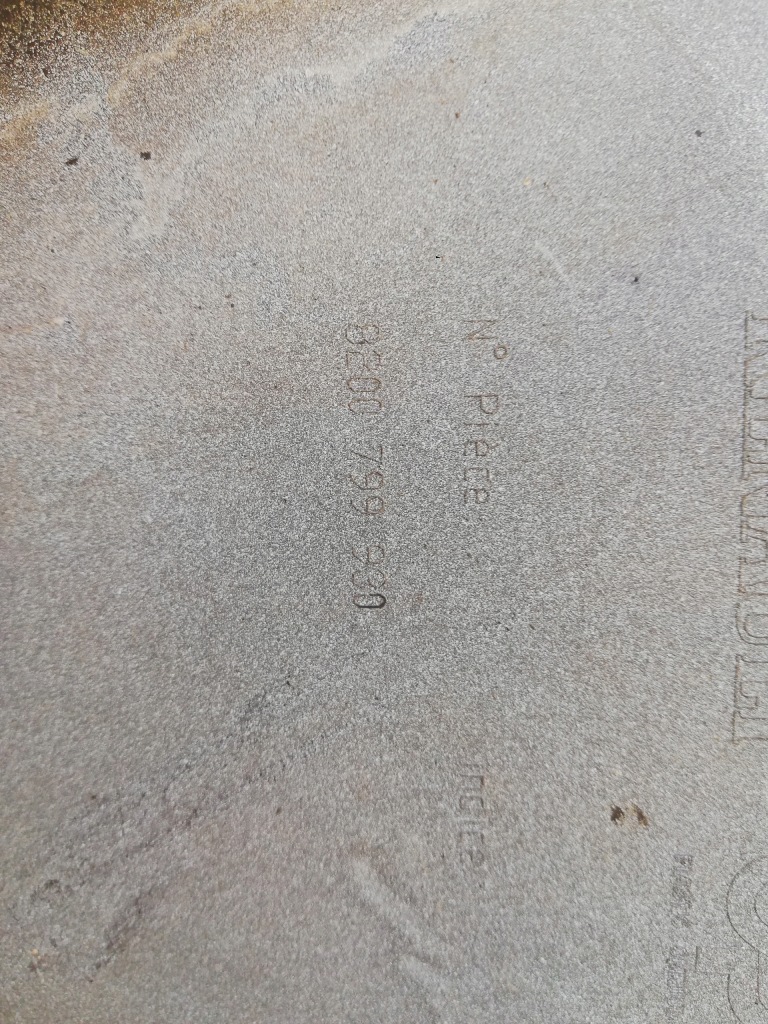 фото №10, Бампер передний renault clio iii lift 09-12 185