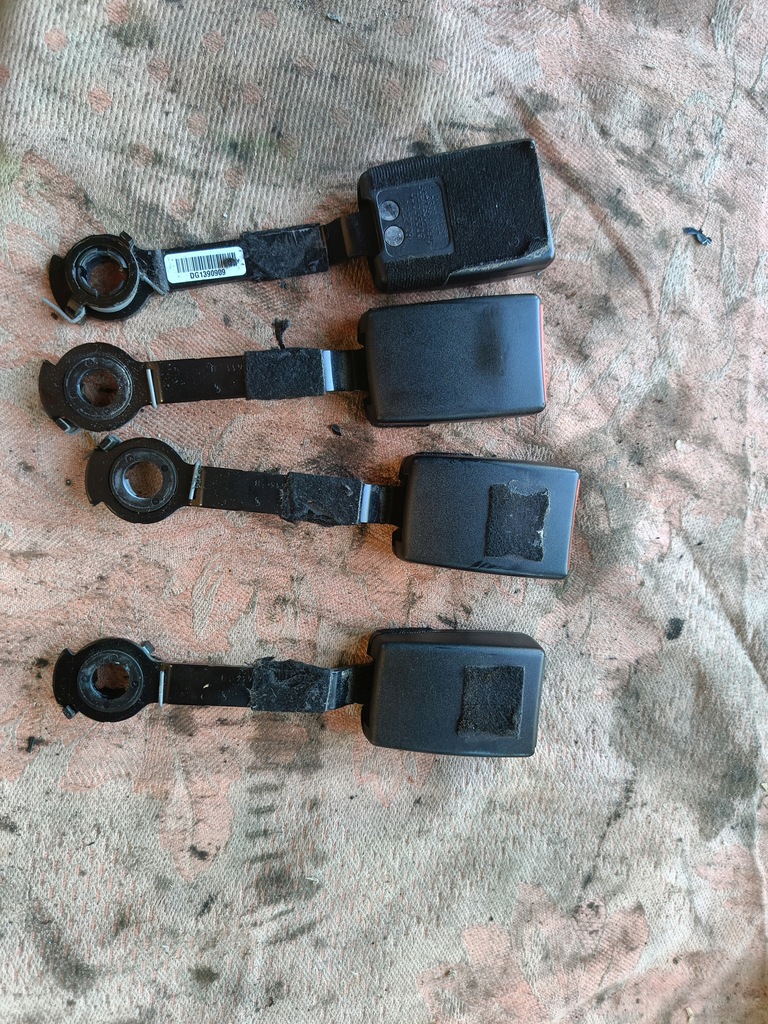 фото №1, S-max galaxy mk3 06-14 rok пряжка клипса поперечина левая правая задняя