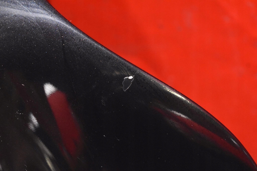 Капот крышка двигателя черная volvo xc90 02-06 Цена