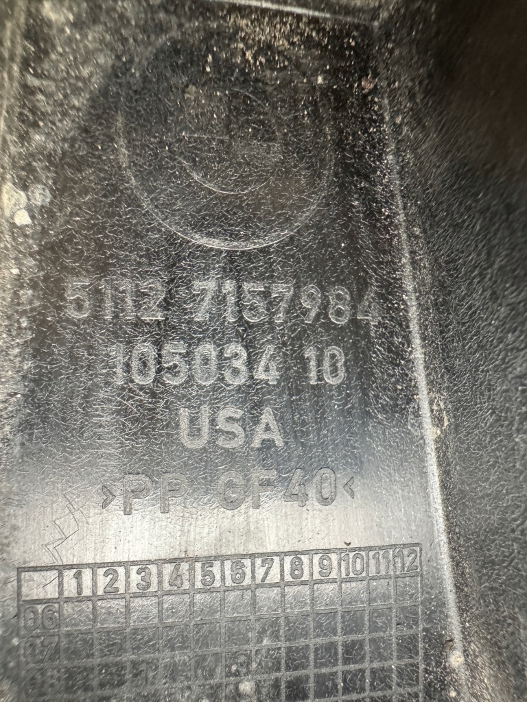 фото №10, Кронштейн направляющая бампера крыла передний перед bmw x5 e70 7157984