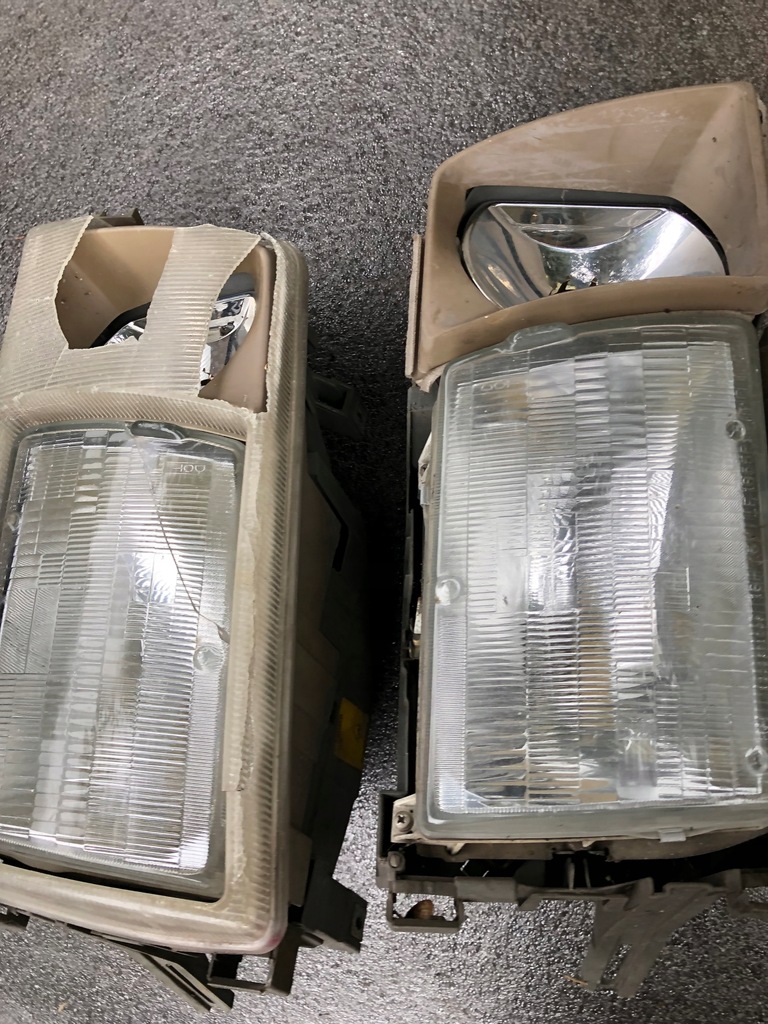 фото №3, Лампи передні mercedes r129 sl usa пошкоджені