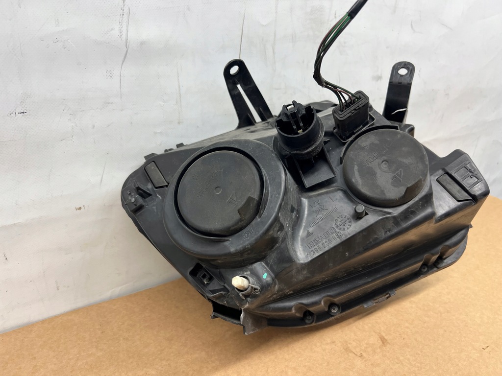 фото №7, Dacia duster i лампа левый перед левая передняя 260601153r