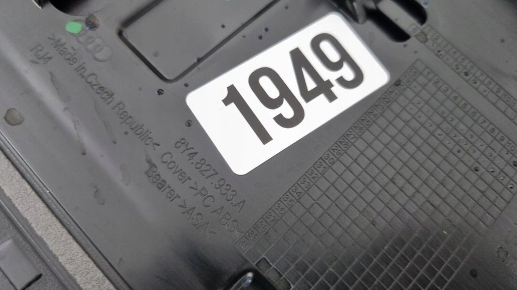 фото №6, Audi a3 8y s line s3 2020- спойлер крышка багажника задняя 8y4827933a