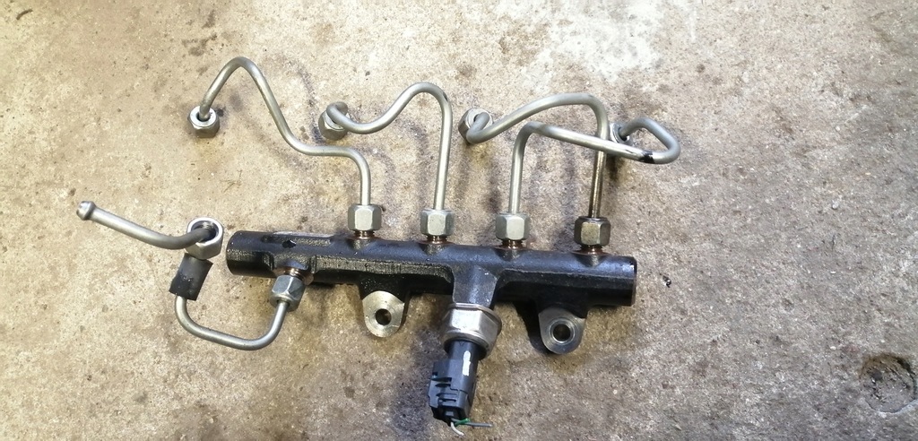 фото №1, Renault talisman 1.5 dci молдинг впрыскная