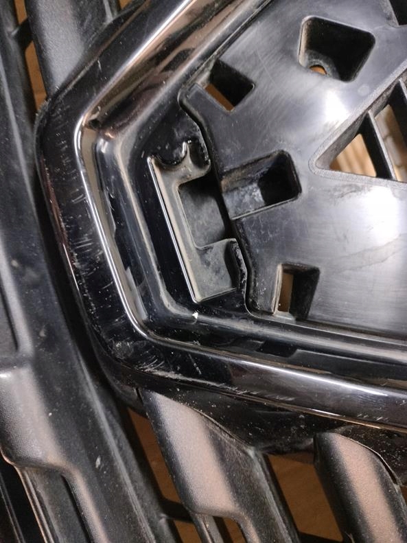 фото №7, Решітка радіатора решітка радіатора радіатора перед renault kadjar lift оригінальний номер