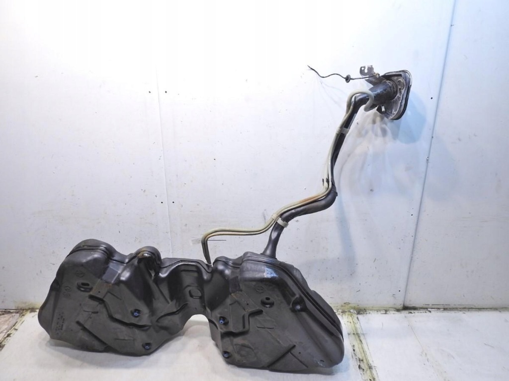 Бак bak топлива труба заливная горловина крышка mercedes w212 2.2 cdi a2124702001 Киев