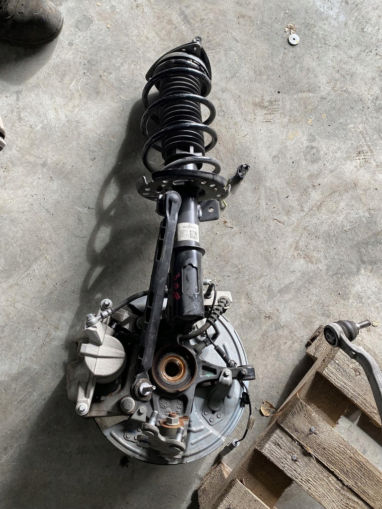 фото №4, Peugeot 308 t10 1.6 поворотный кулак правая