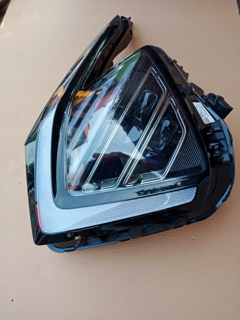 фото №3, Kia sportage v левая лампа перед full led