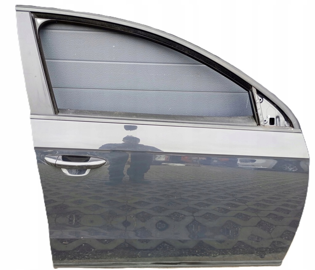 фото №1, Двері правий перед vw passat b7 li7f