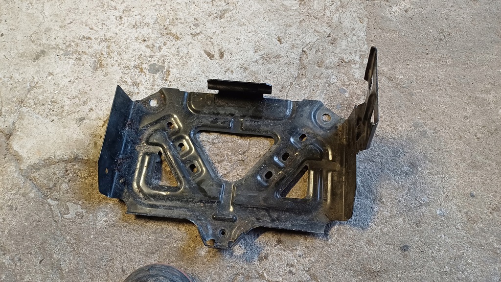 фото №1, Mini cooper r56 основание аккумулятор 2752624