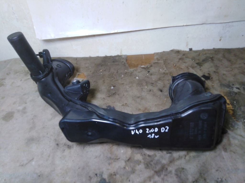 Купить Volvo v40 ii рестайлинг  2,0d d2 18r шланг воздуха 31370135