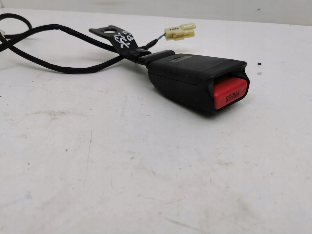 фото №5, Mitsubishi outlander 2015 пряжка передній поперечина безпеки