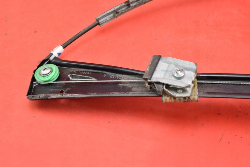 фото №13, Подъемник стекло правый перед eu 13100418 vw jetta 5 v 05-11